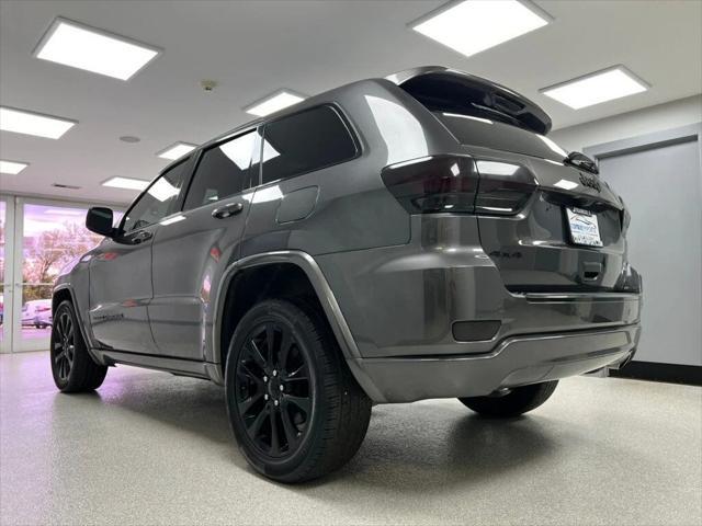 used 2017 Jeep Grand Cherokee car, priced at $17,495