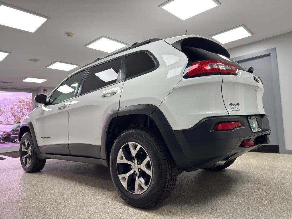 used 2016 Jeep Cherokee car, priced at $13,995