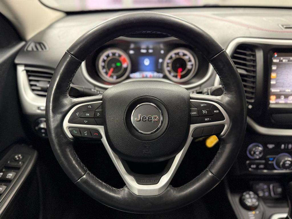 used 2016 Jeep Cherokee car, priced at $13,995