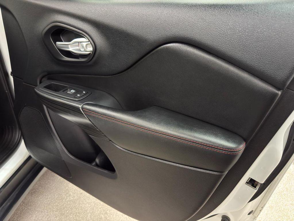 used 2016 Jeep Cherokee car, priced at $13,995