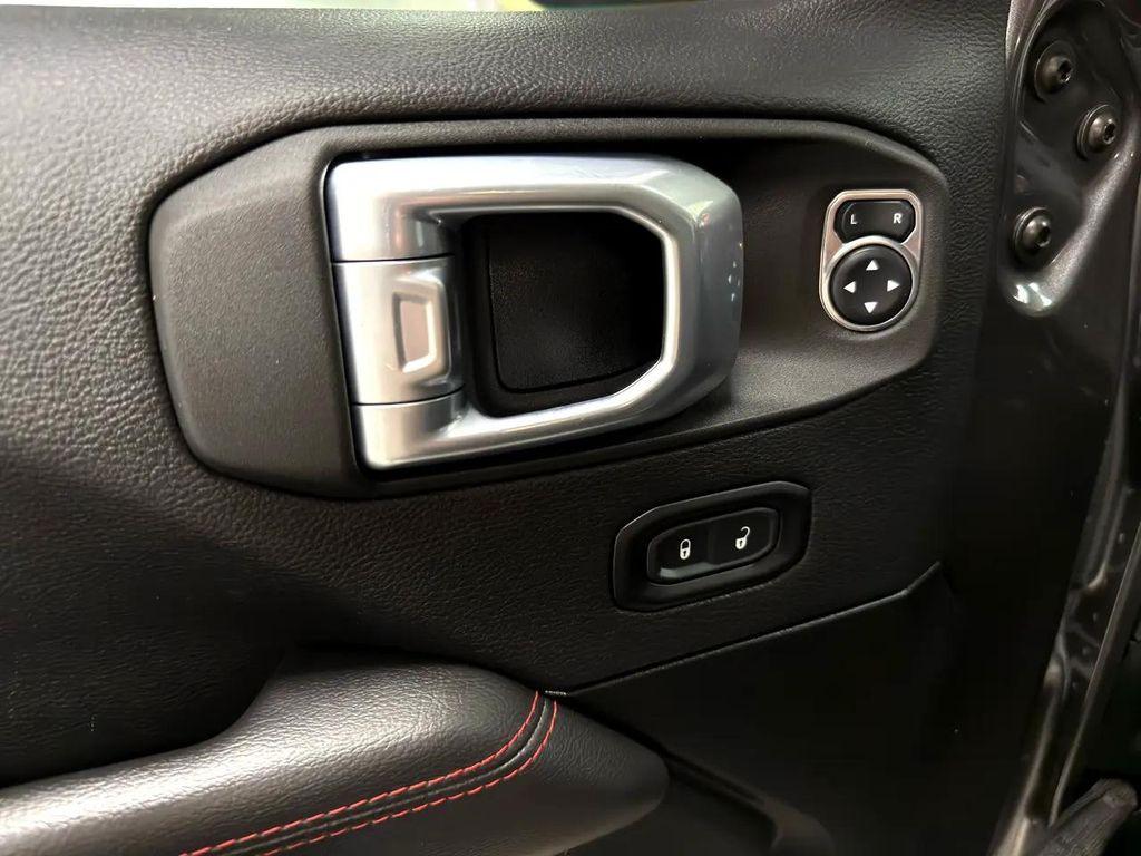 used 2021 Jeep Gladiator car, priced at $27,495