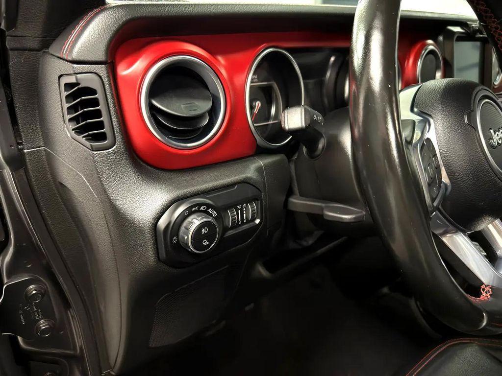 used 2021 Jeep Gladiator car, priced at $27,495