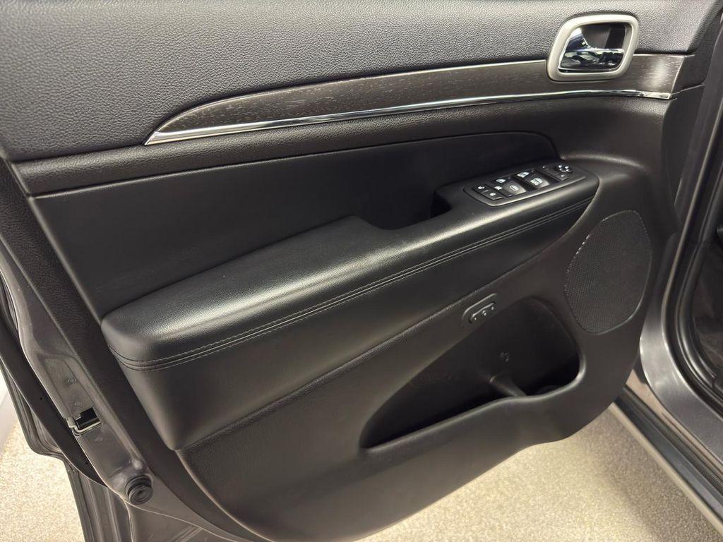 used 2018 Jeep Grand Cherokee car, priced at $17,995