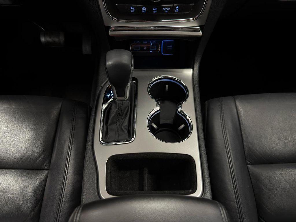 used 2018 Jeep Grand Cherokee car, priced at $17,995