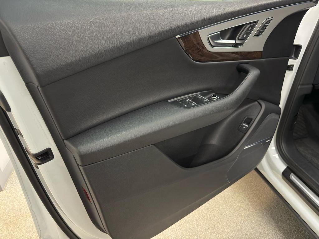 used 2019 Audi Q7 car, priced at $18,495