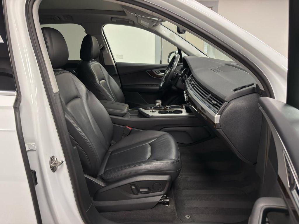 used 2019 Audi Q7 car, priced at $18,495