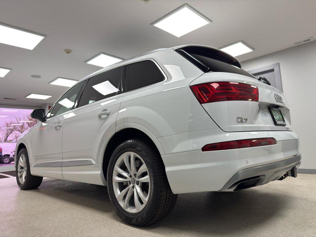 used 2019 Audi Q7 car, priced at $18,495