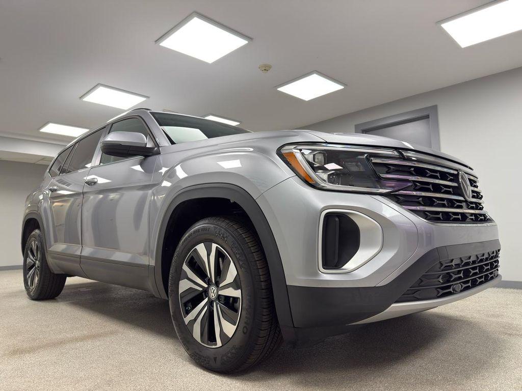 used 2024 Volkswagen Atlas car, priced at $29,995