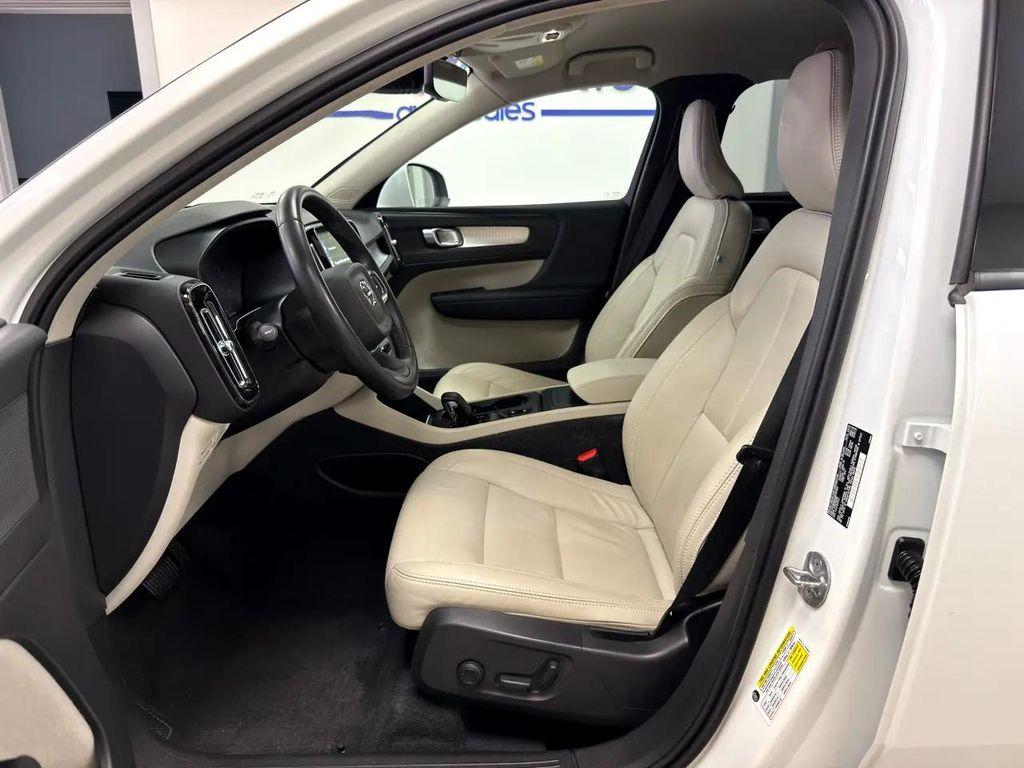 used 2022 Volvo XC40 car, priced at $20,995