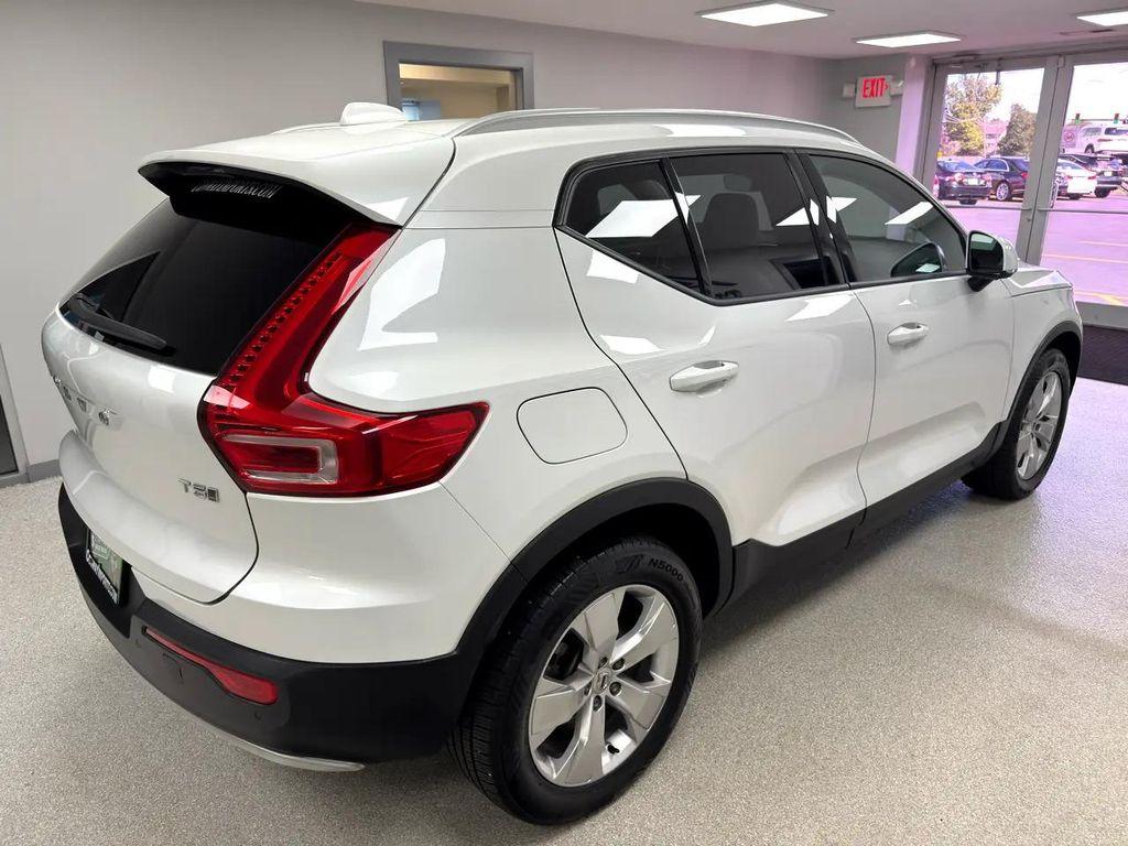 used 2022 Volvo XC40 car, priced at $20,995