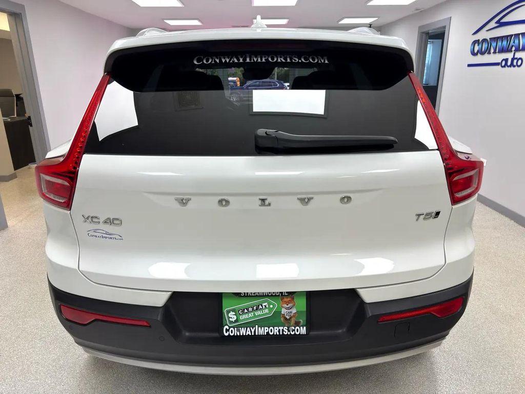 used 2022 Volvo XC40 car, priced at $20,995