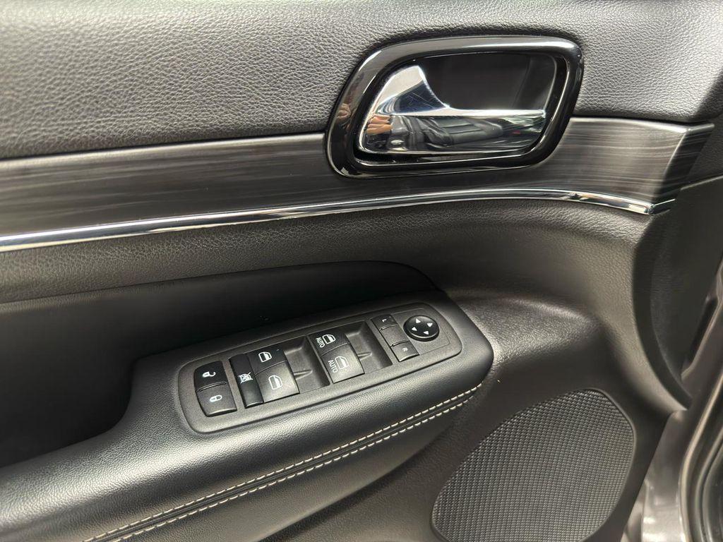 used 2021 Jeep Grand Cherokee car, priced at $23,995