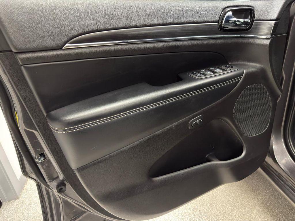 used 2021 Jeep Grand Cherokee car, priced at $23,995