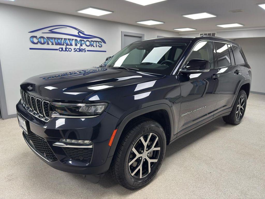 used 2023 Jeep Grand Cherokee car, priced at $31,495