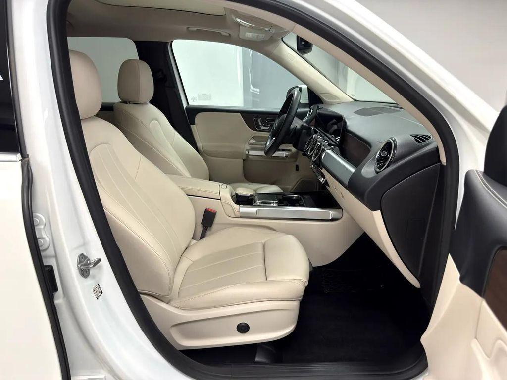 used 2020 Mercedes-Benz GLB 250 car, priced at $25,995