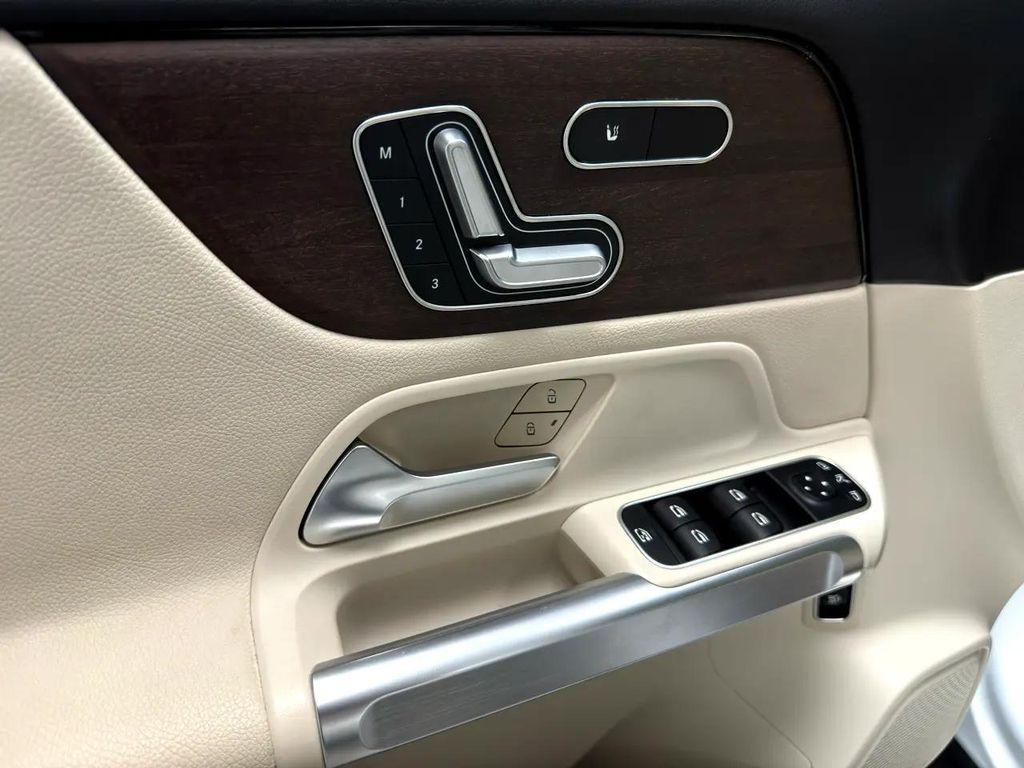 used 2020 Mercedes-Benz GLB 250 car, priced at $25,995