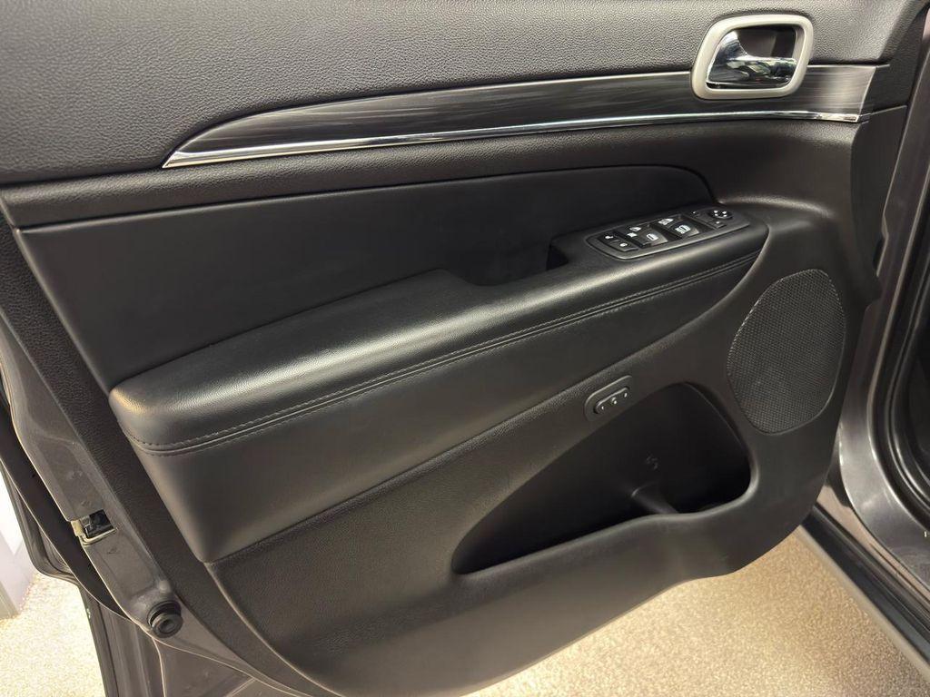 used 2020 Jeep Grand Cherokee car, priced at $24,995