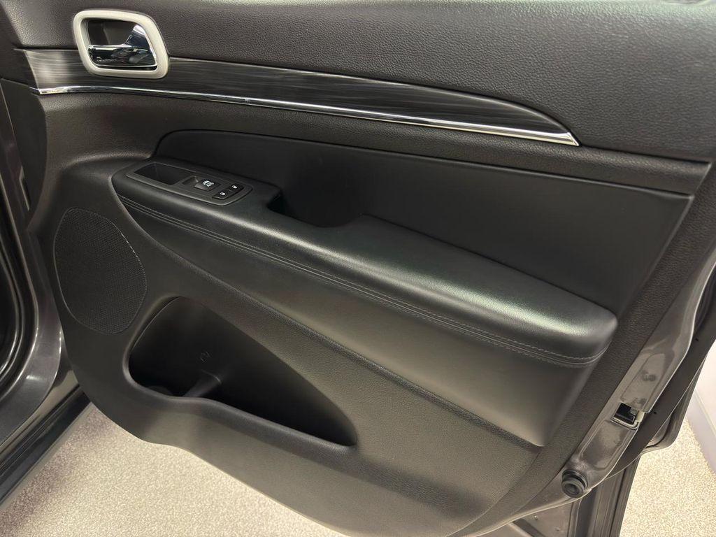 used 2020 Jeep Grand Cherokee car, priced at $24,995