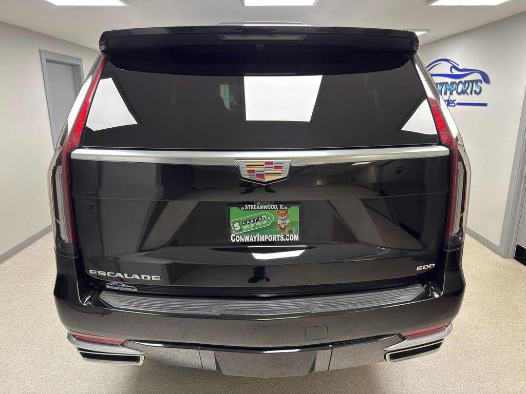 used 2022 Cadillac Escalade ESV car, priced at $53,995