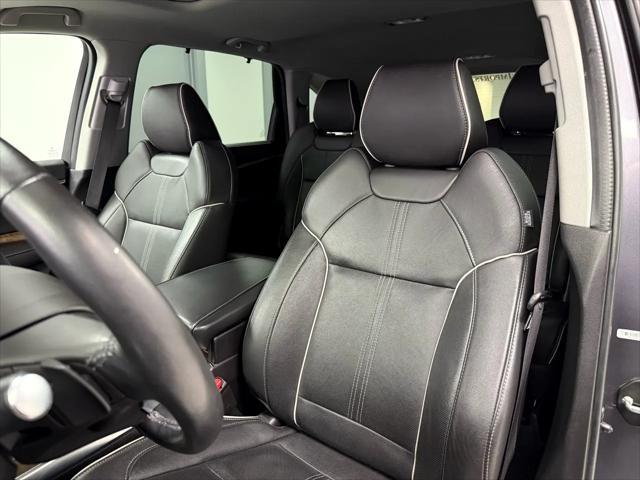 used 2019 Acura MDX car, priced at $28,995
