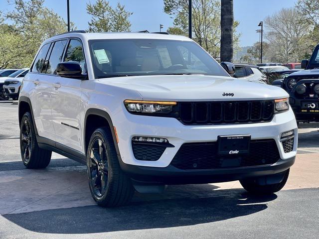 new 2025 Jeep Grand Cherokee car, priced at $54,060