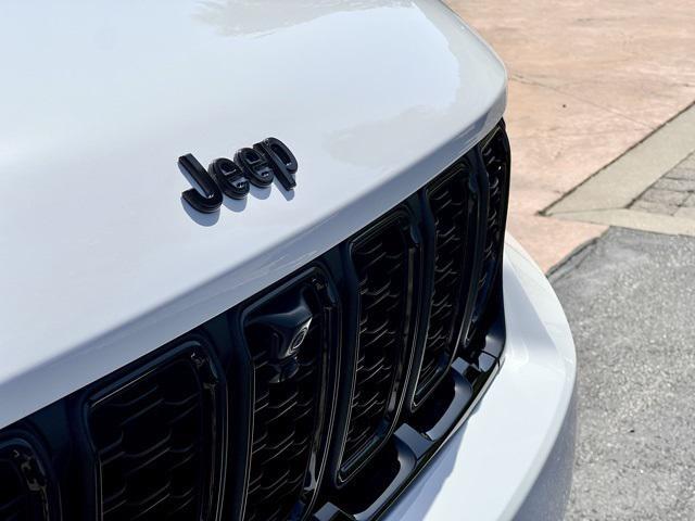 new 2025 Jeep Grand Cherokee car, priced at $54,060