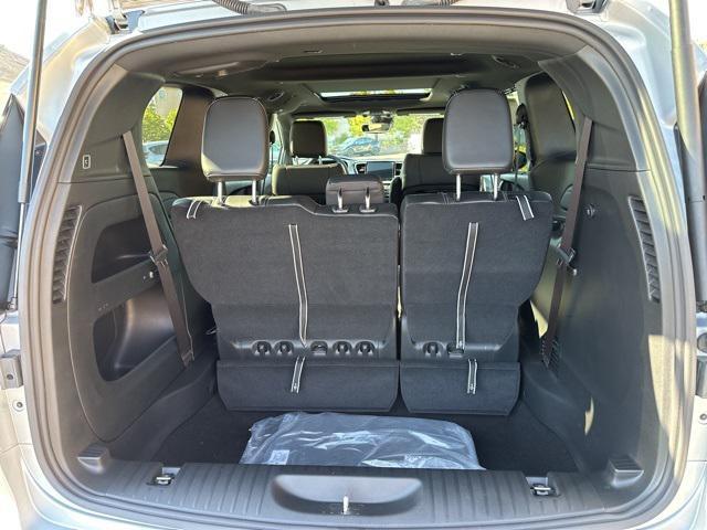 new 2024 Chrysler Pacifica car, priced at $46,877