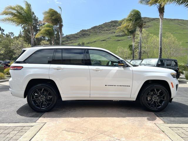 new 2025 Jeep Grand Cherokee 4xe car, priced at $66,180