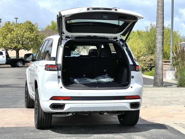 new 2025 Jeep Grand Cherokee 4xe car, priced at $66,180