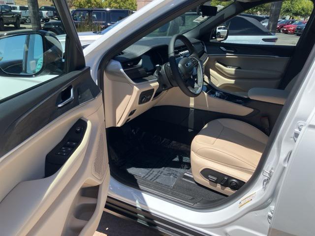 new 2025 Jeep Grand Cherokee L car, priced at $58,160