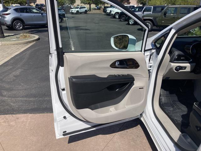 used 2022 Chrysler Pacifica car, priced at $29,944
