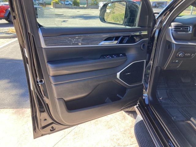 used 2022 Jeep Wagoneer car, priced at $39,992