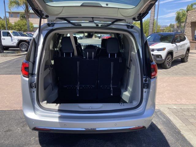 used 2024 Chrysler Pacifica car, priced at $34,911