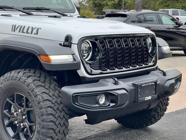 new 2025 Jeep Wrangler car, priced at $53,135