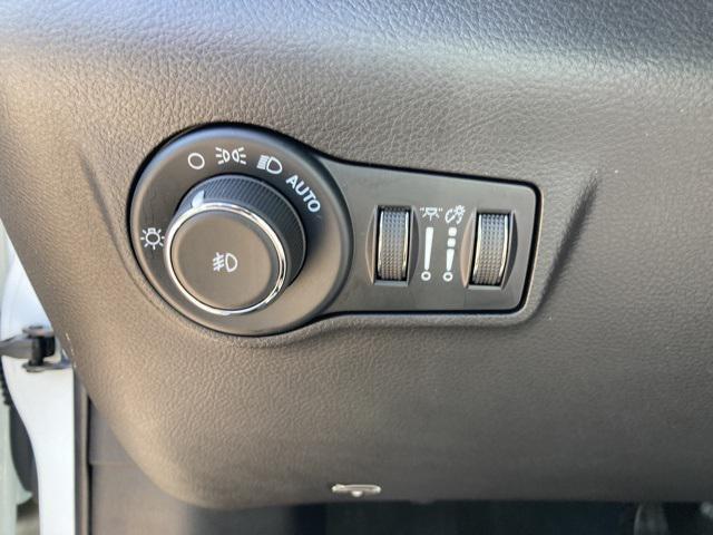 used 2022 Jeep Compass car, priced at $23,079