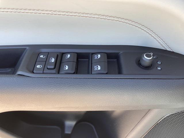 used 2022 Jeep Compass car, priced at $23,079