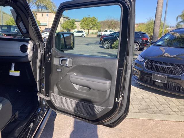 new 2025 Jeep Wrangler car, priced at $48,030
