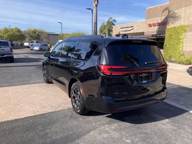 new 2025 Chrysler Pacifica Hybrid car, priced at $59,780
