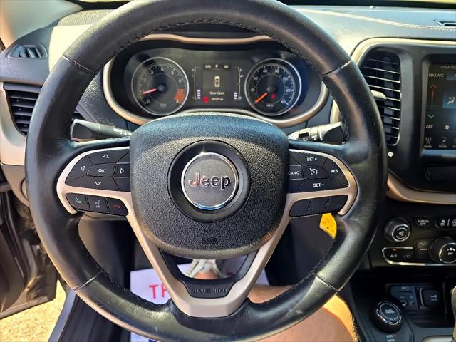 used 2015 Jeep Cherokee car, priced at $10,950