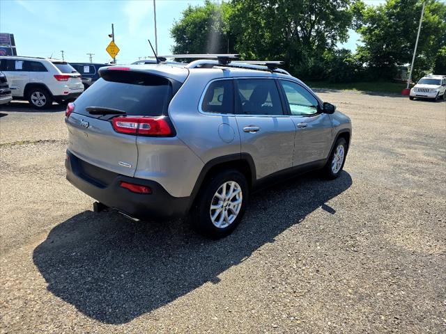 used 2015 Jeep Cherokee car, priced at $10,950