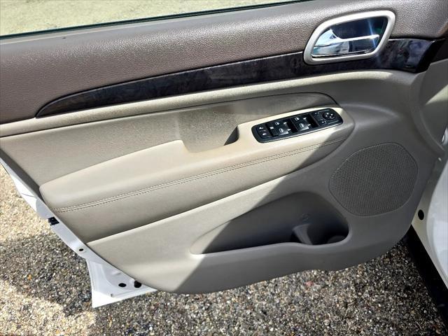 used 2011 Jeep Grand Cherokee car, priced at $9,950