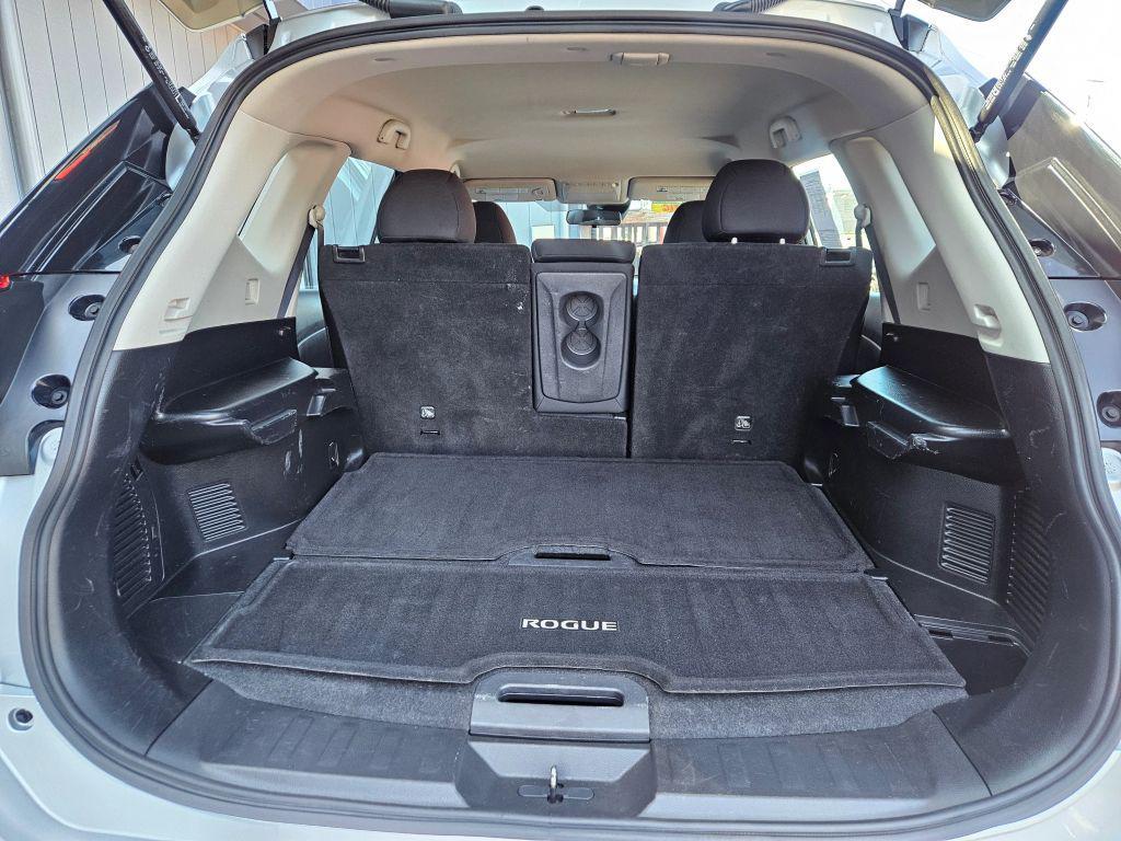 used 2020 Nissan Rogue car, priced at $16,961
