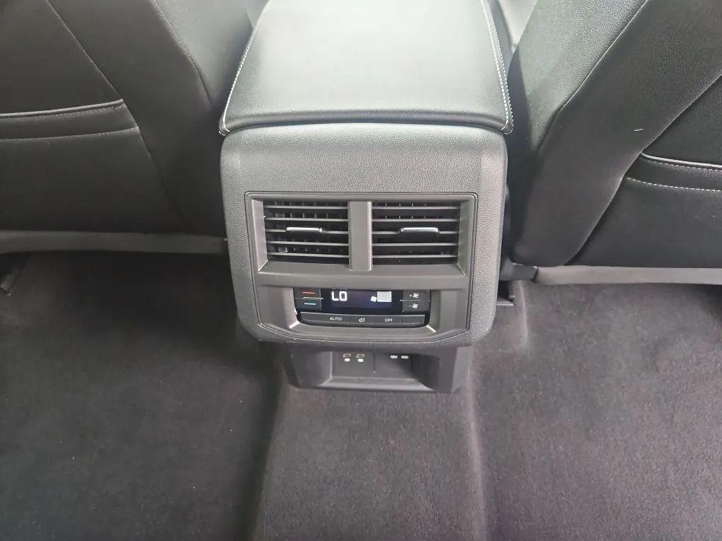 used 2021 Volkswagen Atlas car, priced at $26,962