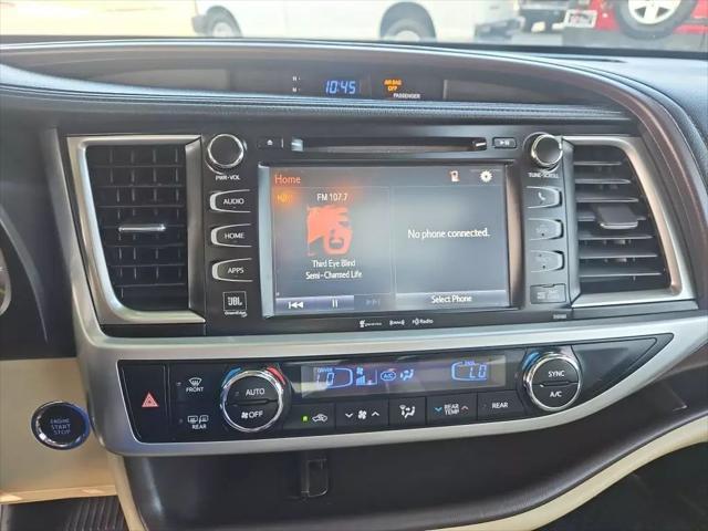 used 2016 Toyota Highlander car, priced at $23,932
