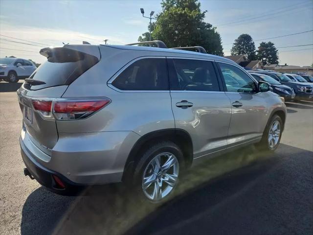 used 2016 Toyota Highlander car, priced at $23,932