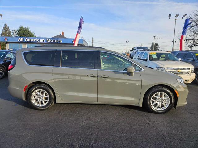 used 2022 Chrysler Pacifica car, priced at $20,902