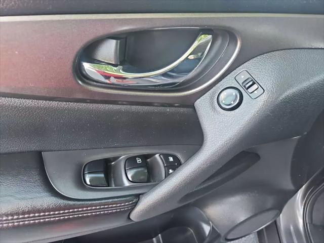 used 2016 Nissan Rogue car, priced at $10,977