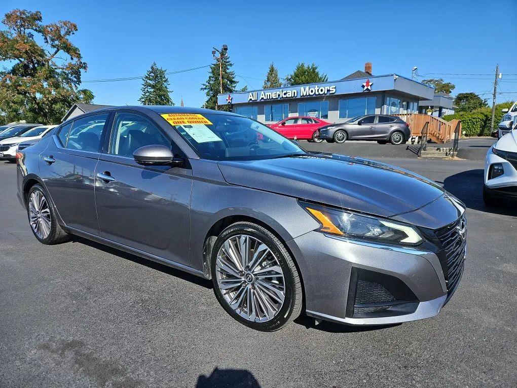 used 2023 Nissan Altima car, priced at $21,912