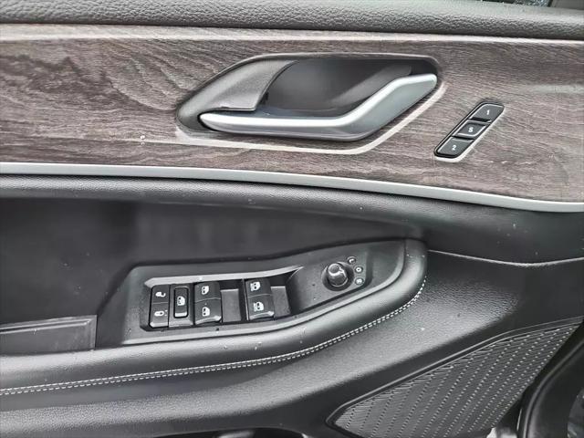 used 2023 Jeep Grand Cherokee car, priced at $28,982