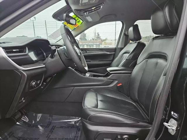 used 2023 Jeep Grand Cherokee car, priced at $28,982